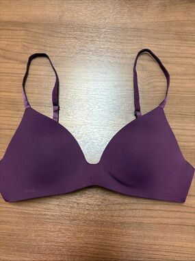 Victoria's Secret Smooth Molded Bra in Plum